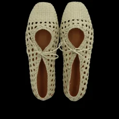 1698-101 Ballerinasko, Buttermilk, 41