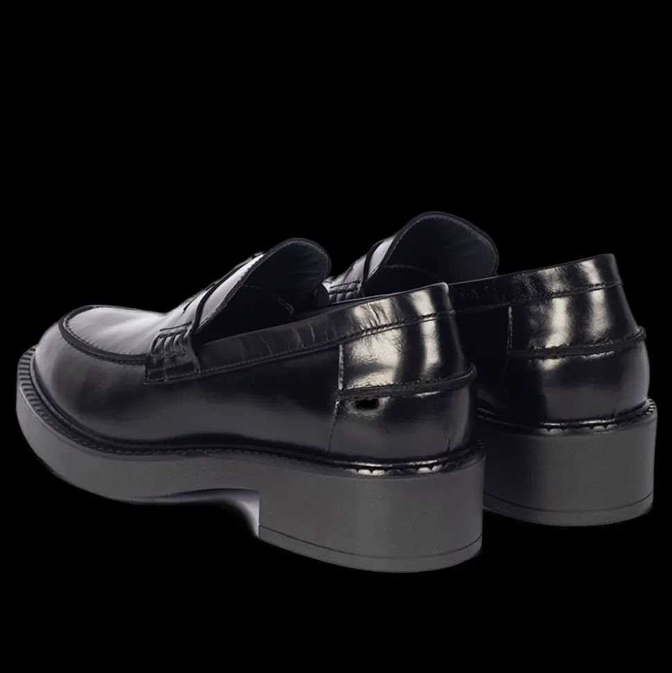 1645-101 Loafers, Black, 39