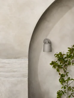 551 Udendørs Vægspot, Lys Grå