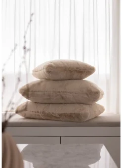 Adalyn Pude, Sand, 45x45 cm