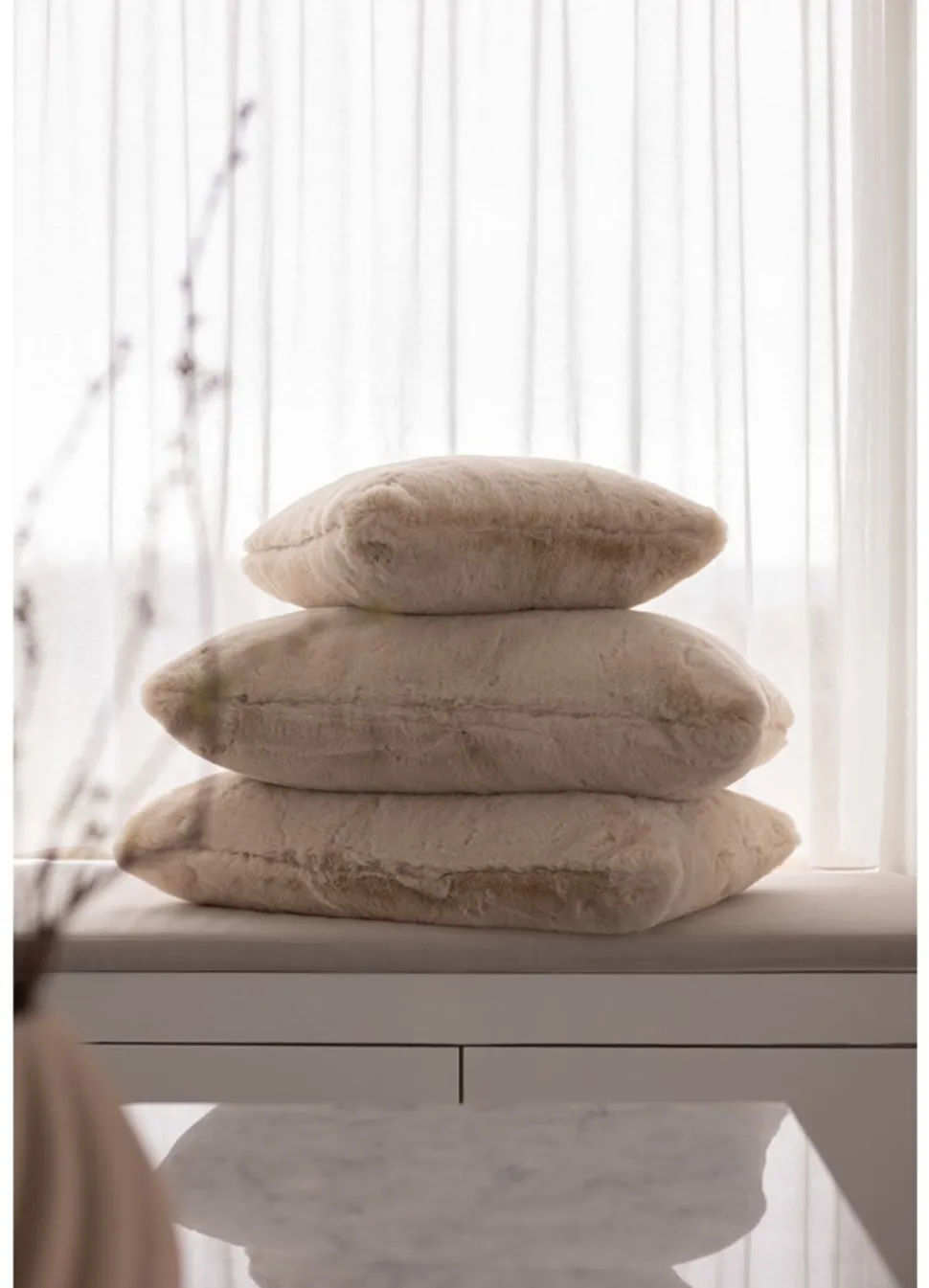 Adalyn Pude, Sand, 45x45 cm