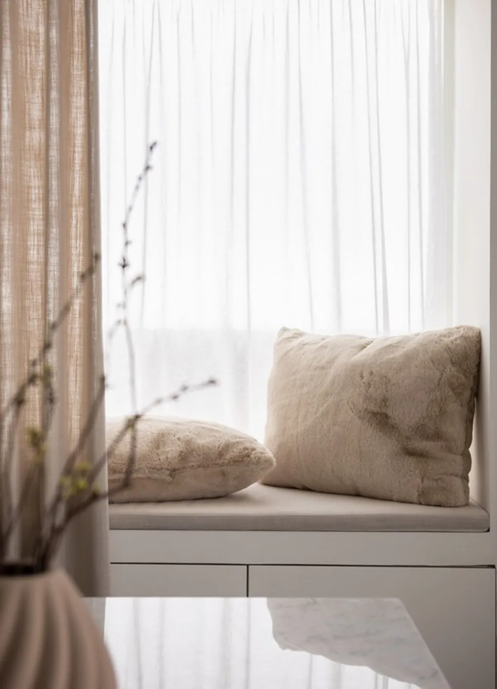 Adalyn Pude, Sand, 45x45 cm