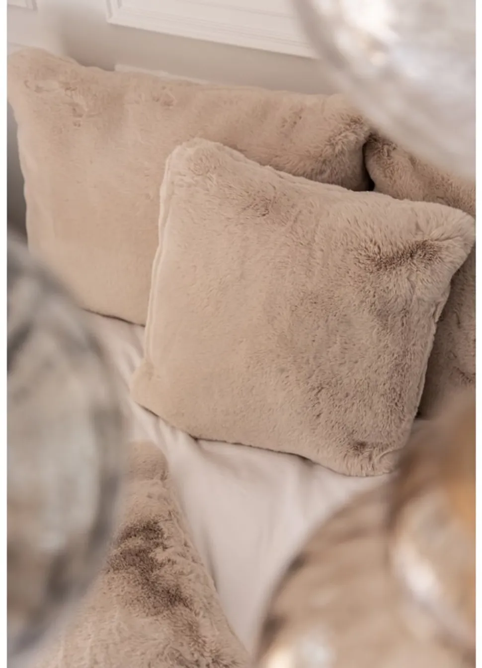 Adalyn Pude, Sand, 45x45 cm