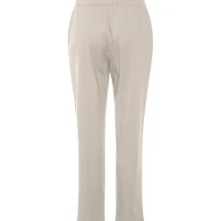 Arina Bukser, Light Sand, 44