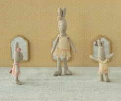 Ballerina Hare, Creme