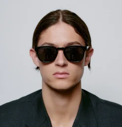 Bate Solbriller, Black