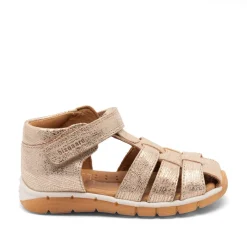 Billie Sandaler, Platin, 28