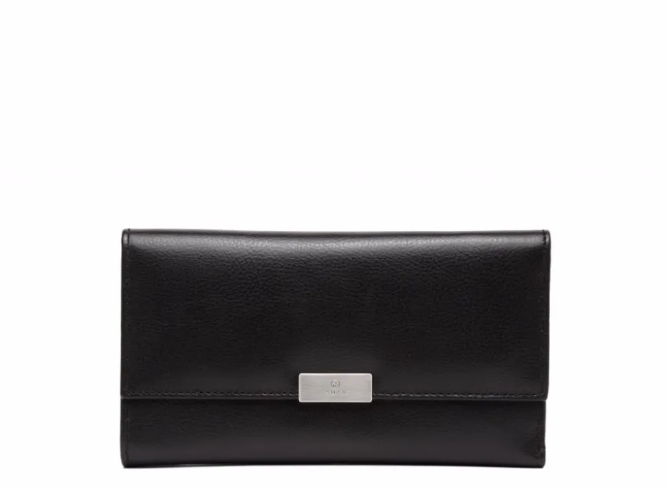 Celia Sigga Pung, Sort