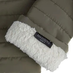 Celina Luffe, Olive, L