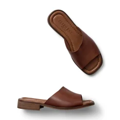 Cian Sandaler, Tan, 38