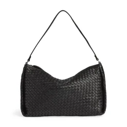 Claudia Taske, Black