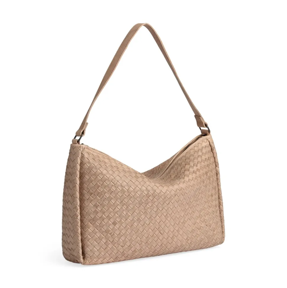 Claudia Taske, Mocha Mousse