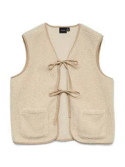 Cleo Vest