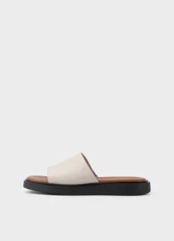 Connie Sandaler, Off White, 37