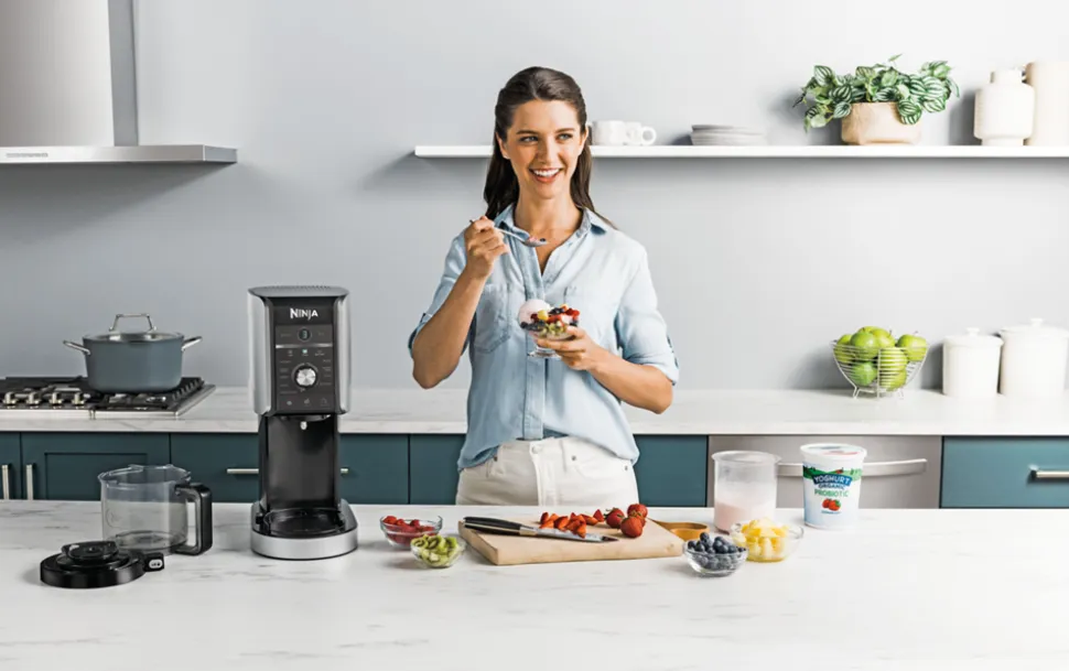 Creami Deluxe 10-i-1 Ice Cream & Frozen Drink Maskine