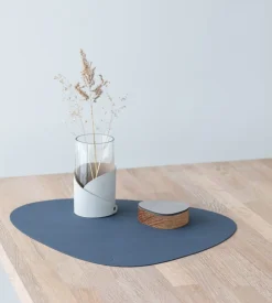 Curve Nupo Dækkeserviet, Mørkeblå, 37x44 cm