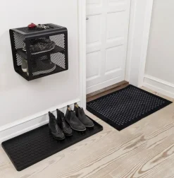 Dot Skobakke, Black, 38x88 cm