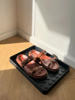 Dot Skobakke, Black, 28x38 cm