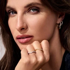 Ellera Waves Ring, Gold Plated, 52