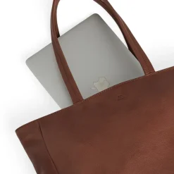 Ember Shopper, Cognac