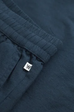 Enoch Shorts, Salute, M