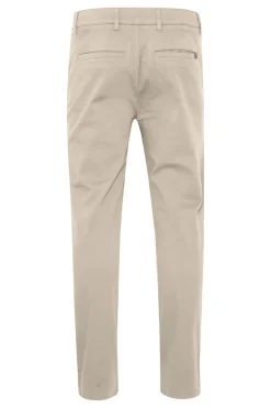 Erico Filip Bukser, Humus, W32/L32