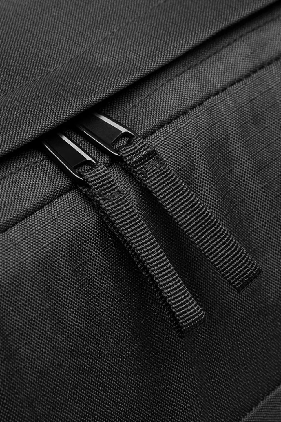 Essentials Xpak 28 Rejsetaske, Black