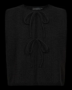 Fiona Strikvest, Black, M