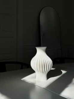 Forma Vase, White