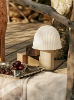 Frill Portable Lampe, Cashmere/White