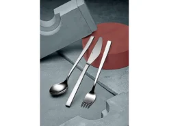 Fuga Spiseske, Stål