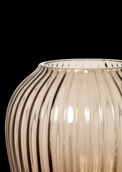 Hammershøi Glasvase, Valnød