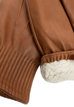 Hera Vanter, Cognac, L