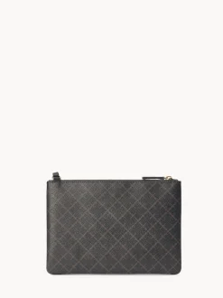 Ivy Taske, Dark Chocolate