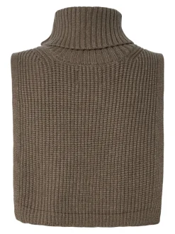 Janni Halsedisse, Morel