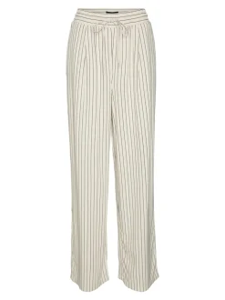 Jesmilo Bukser, Silver Lining Obsidian, S