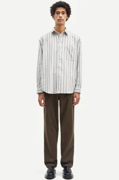 Johnny Bukser, Crocodile, 46