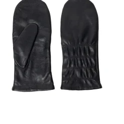 Kara S Vanter, Black, M