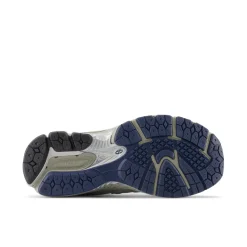 Kids' 2002 Sneakers, Grey/Metallic Silver/Natur, 40