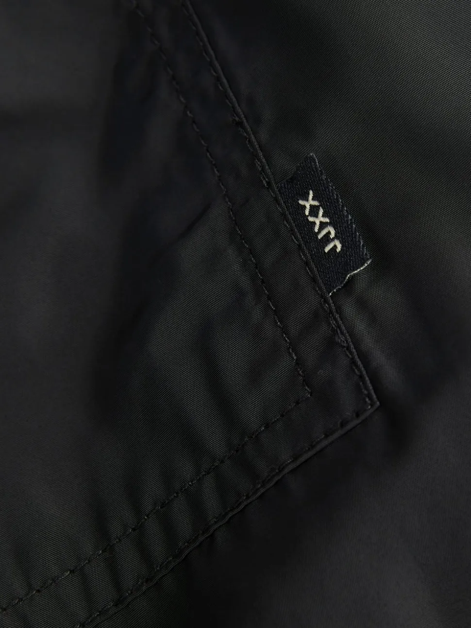 Lana Shorts, Shadow, M