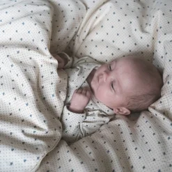 Levi Sengetøj, Lots Of Love Sky, 100x140 cm