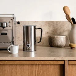 Mælkeskummer, Steel