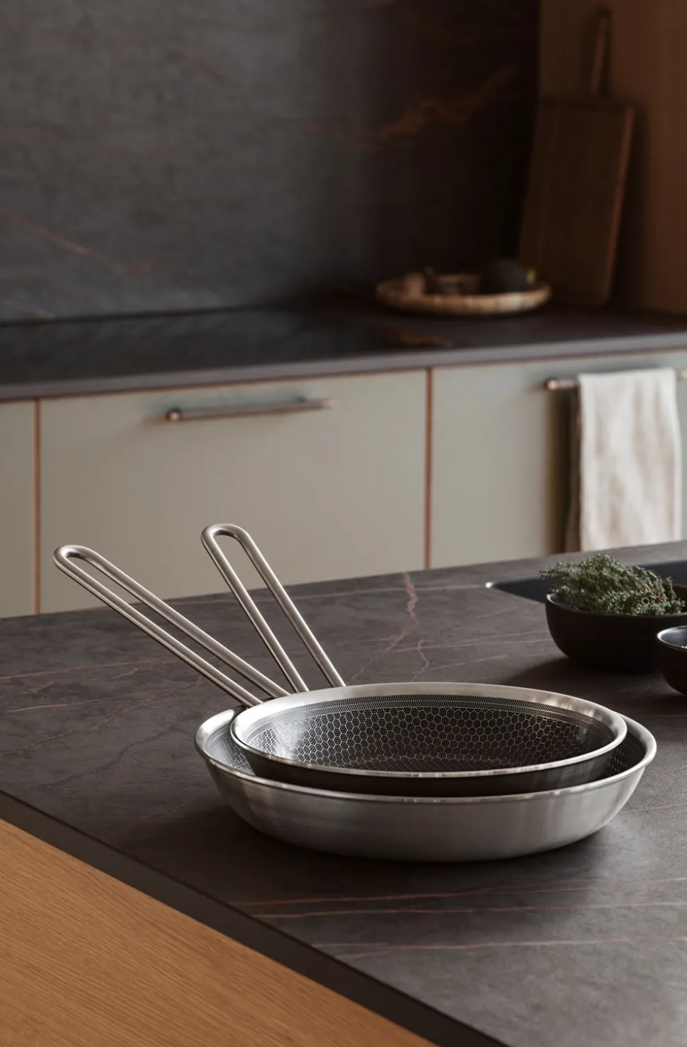 Mosaic Keramisk Slip Let 2-pak Stegepandesæt, Ø24 cm + Ø28 cm