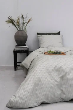 Multi Stripe Sengelinned, Mud, 140x200 cm