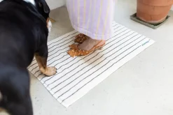 Naram Bademåtte, Creme & Ink, 50x80 cm