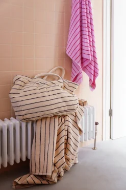 Naram Håndklæde, Baby Pink & Ski Patrol Red, 70x140 cm