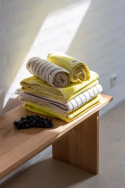 Naram Håndklæde, Creme & Ink, 50x80 cm