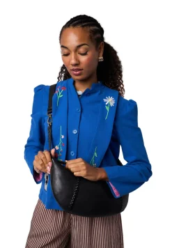 Niam Big Crossover, Black