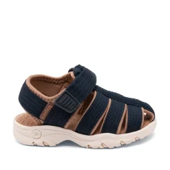 Niki Sandaler, Ocean, 32