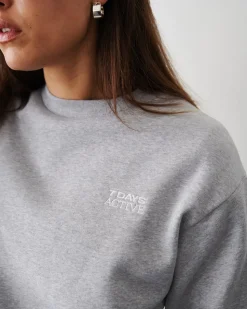 Organic Fitted Crewneck Sweatshirt, Heather Grey, M